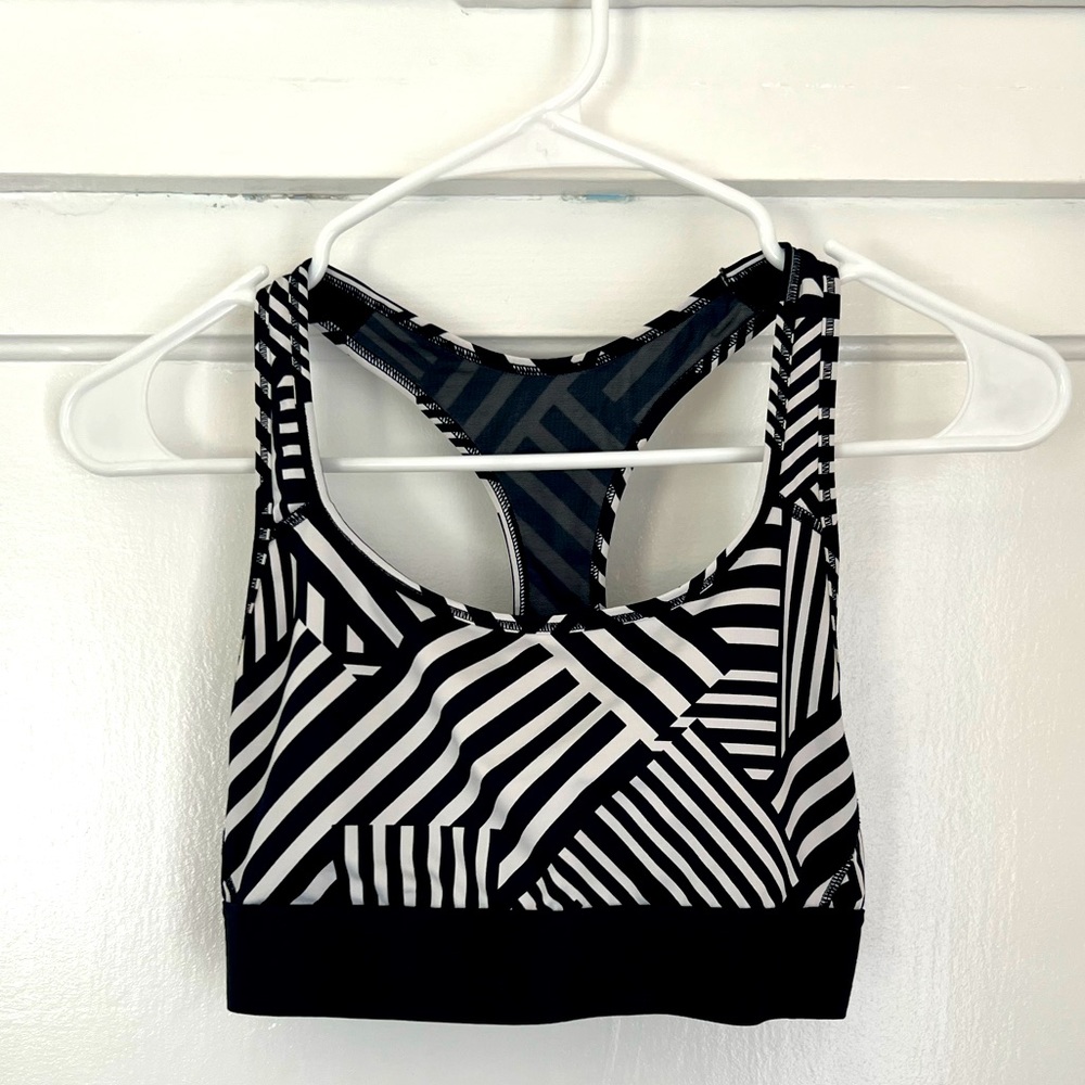 VS Sports Bra